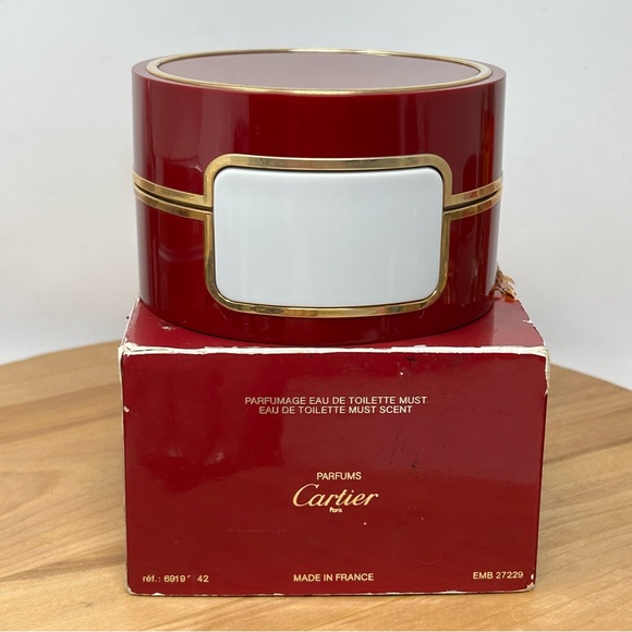 Must de Cartier Dusting Powder For Body NEW - Picture 3 of 7